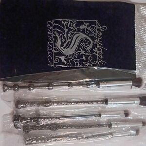 Set Of 5 Story Book Cosmetic Harry Potter Themed Makeup Brushes